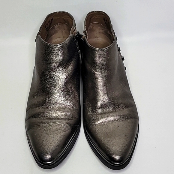 FERGALICIOUS ▪︎ INDIGO METALLIC BOOTIE ▪︎ SIZE 7.5 - Picture 1 of 10